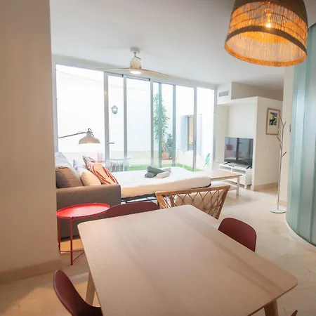 Tentudia Charming With Private Roof-top Or Patio In San Bernardo By Ocityzen Seville